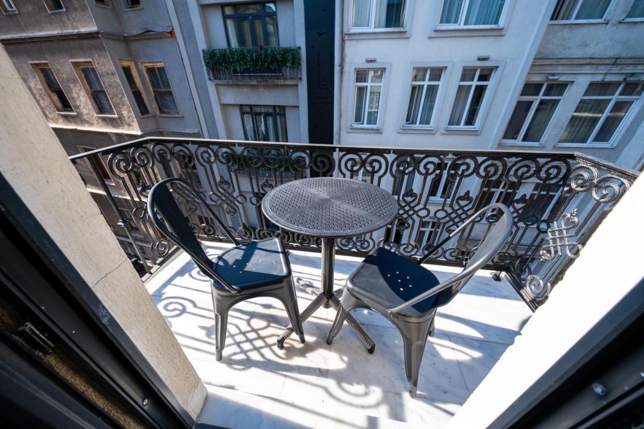 Hotel Balo Istanbul Exteriör bild